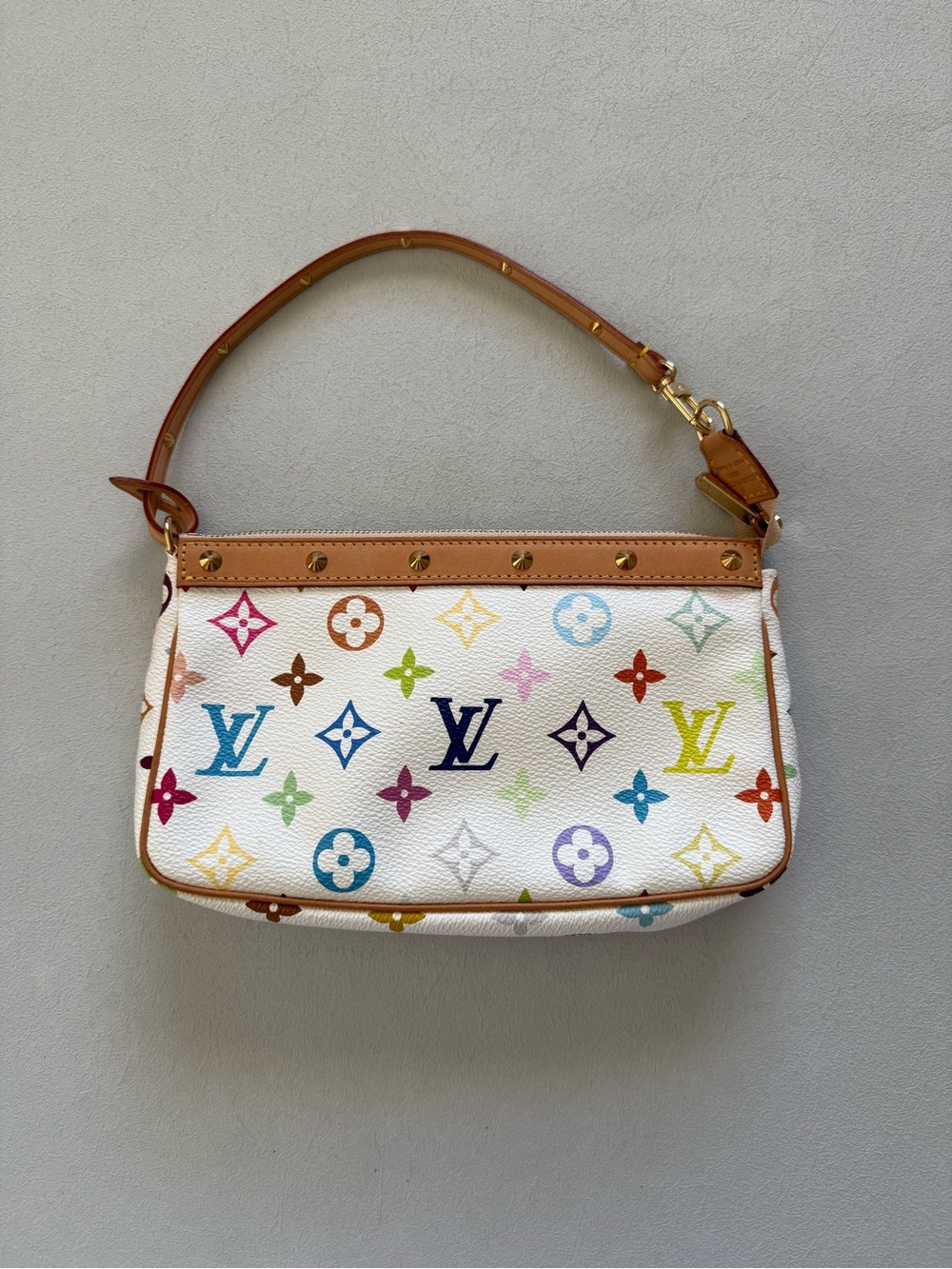 *Pristine* Louis Vuitton Vintage White Multicolor Monogram Pochette Shoulder Bag
